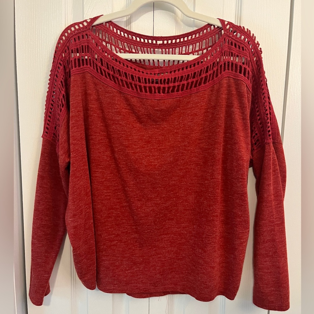 Long sleeve top